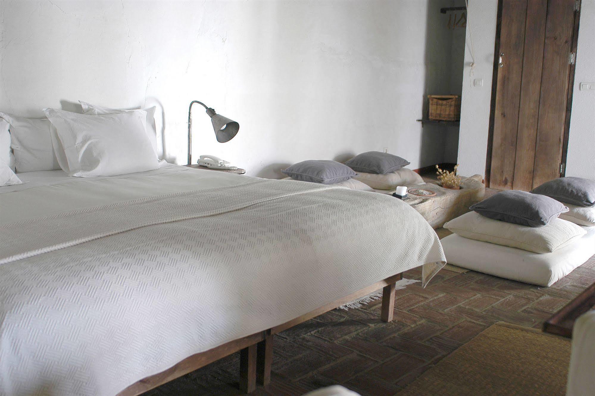 Hospederia Convento De La Parra, 06176 (Adults Only) Otel La Parra  Dış mekan fotoğraf
